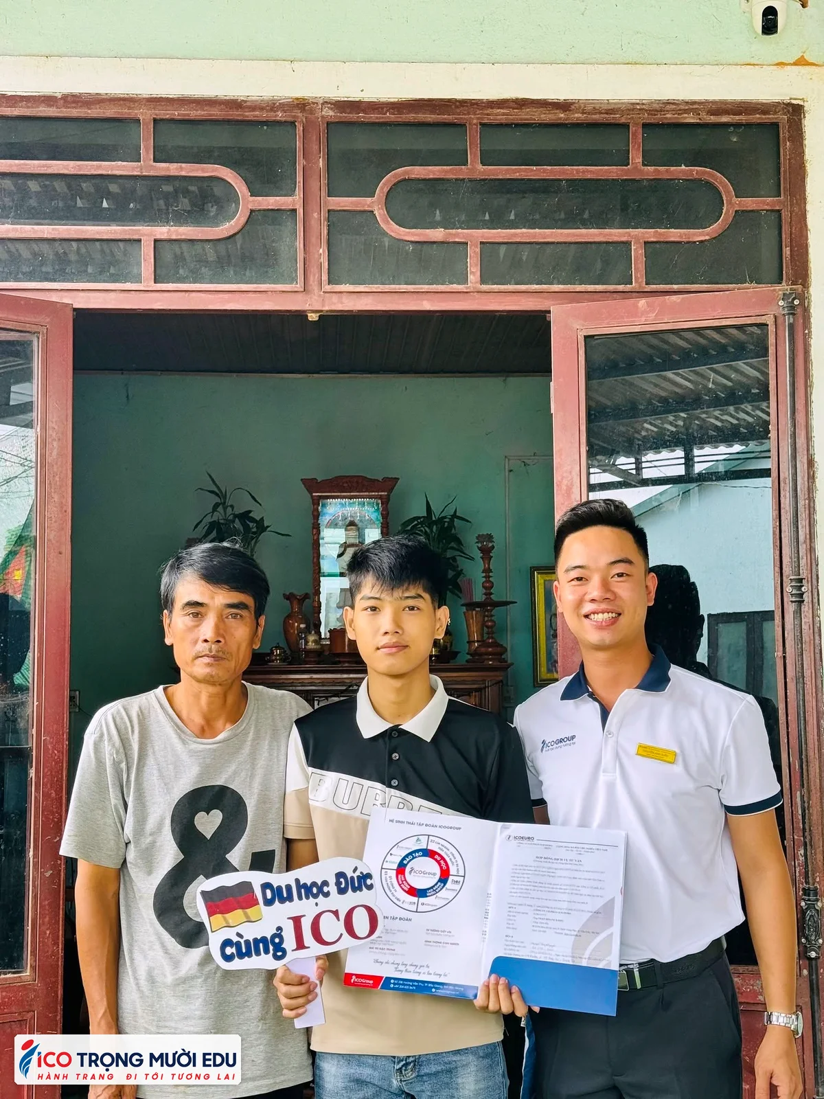 Hình ảnh kết nối và đồng hành cùng học viên tại Trọng Mười Edu/ICOEURO