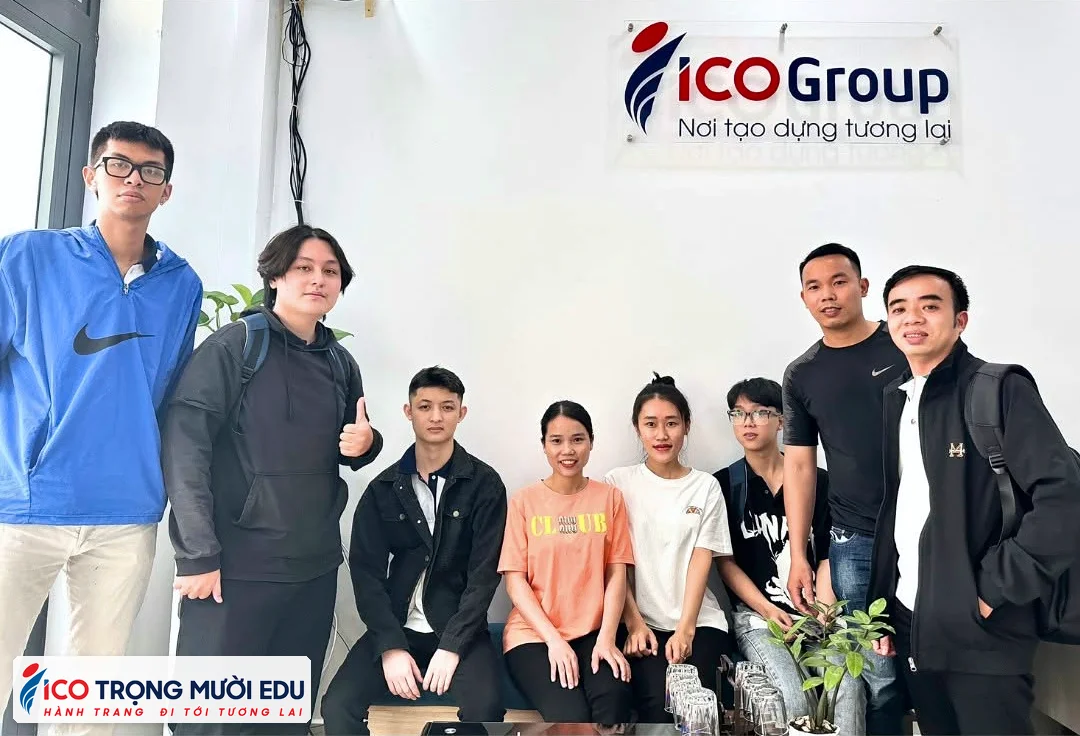 Hình ảnh lớp học và trung tâm Trọng Mười Edu/ICOEURO