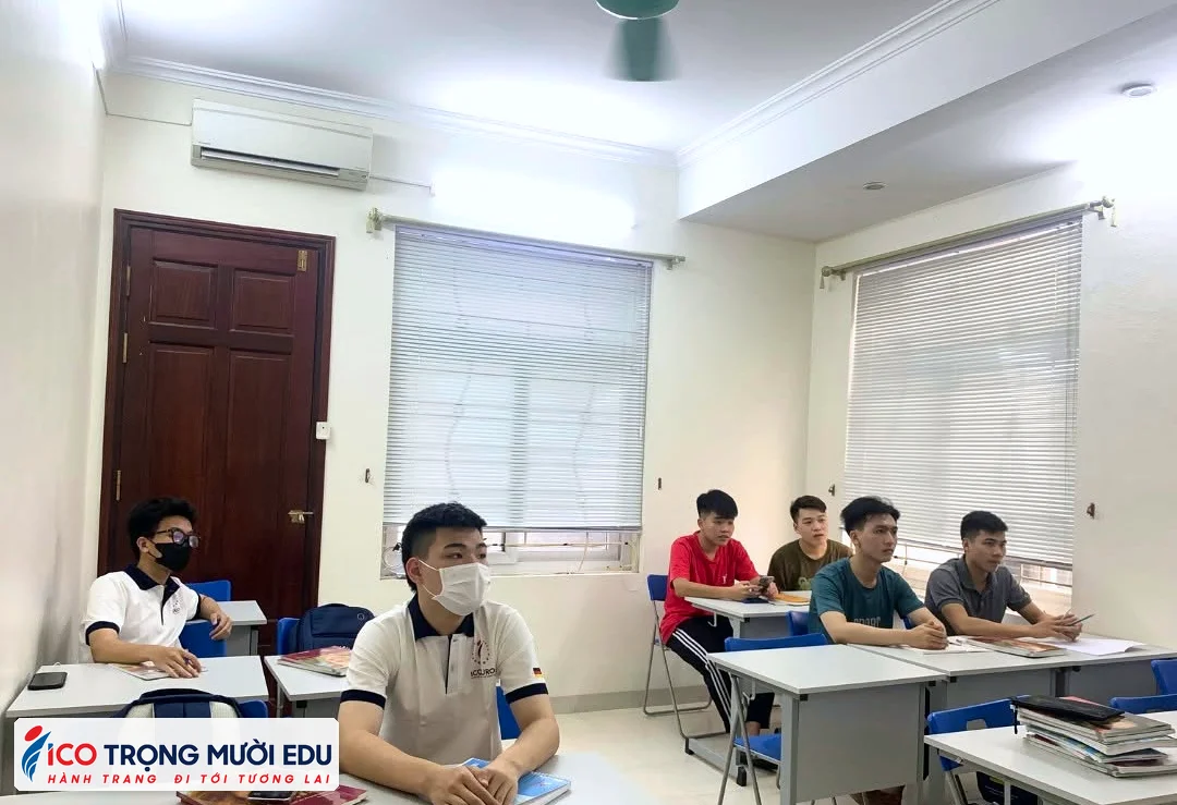Hình ảnh lớp học và trung tâm Trọng Mười Edu/ICOEURO