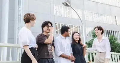 Nhật ngữ Osaka YMCA Gakuin — hình từ nguồn trường